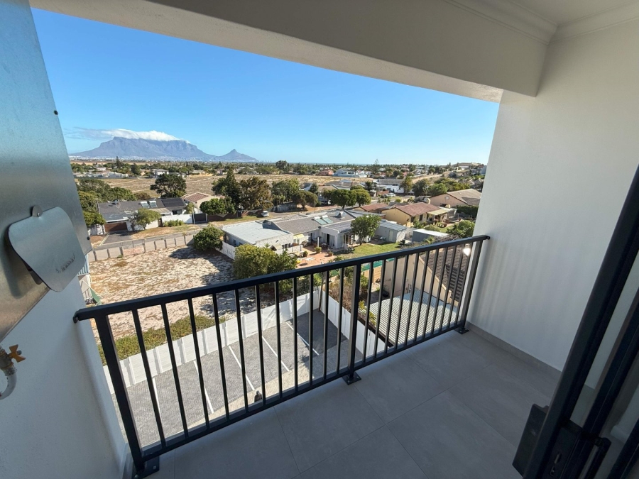 2 Bedroom Property for Sale in Table View Western Cape